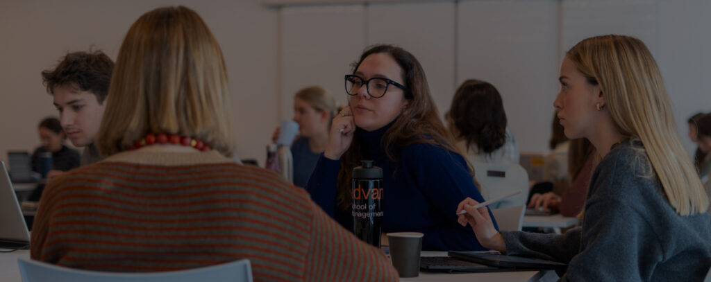 Advantere students using generative AI tools like Google Gemini in the classroom